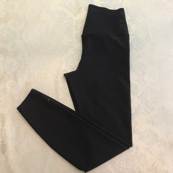Nike Pants - Nike legend leggings size small